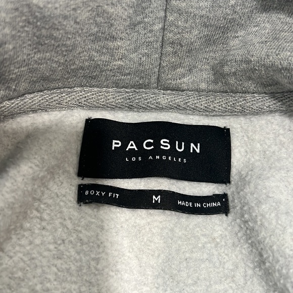 Men’s Pacsun Short Sleeve Distressed Hoodie - Picture 5 of 6